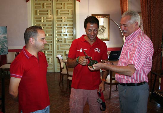 El alcalde recibe al medallista olímpico de Cehegín, Francisco Amores - 1, Foto 1