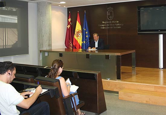 Obras Públicas extenderá  durante este año más de 372.000 toneladas de asfalto en las carreteras regionales - 1, Foto 1