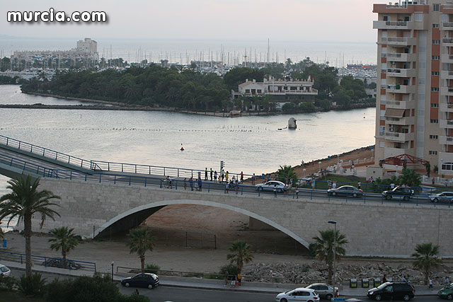 Un fallo informtico paraliza el puente de El Estacio en La Manga durante hora y media - 1