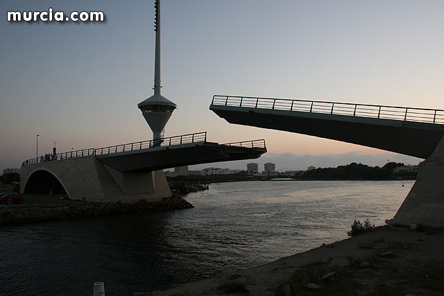 Un fallo informtico paraliza el puente de El Estacio en La Manga durante hora y media - 5