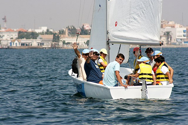 Imagen de una de las actividades náuticas desarrolladas en Los Alcázares, dentro de las jornadas , Foto 1