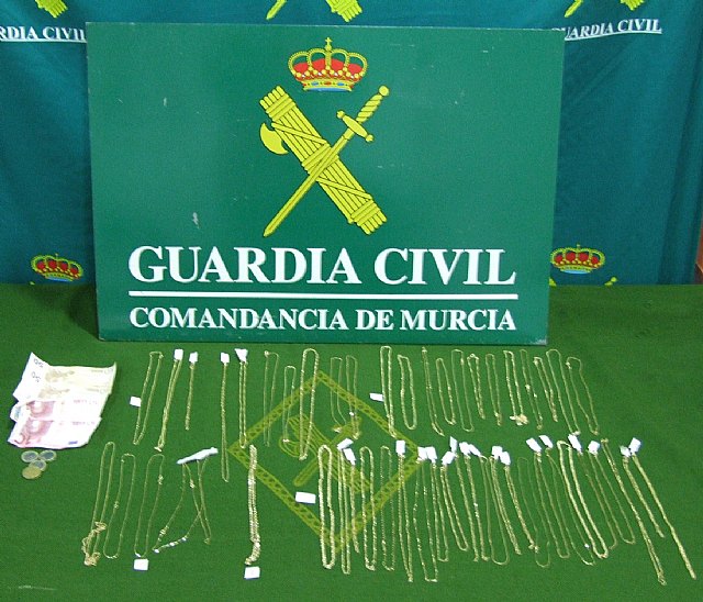 La Guardia Civil desarticula una red dedicada a cometer robos en joyerías - 1, Foto 1