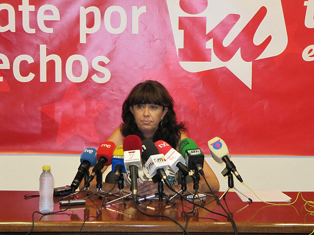 IU acusa a los gobiernos central y regional de no mostrar interés  en la preservación del Mar Menor - 1, Foto 1