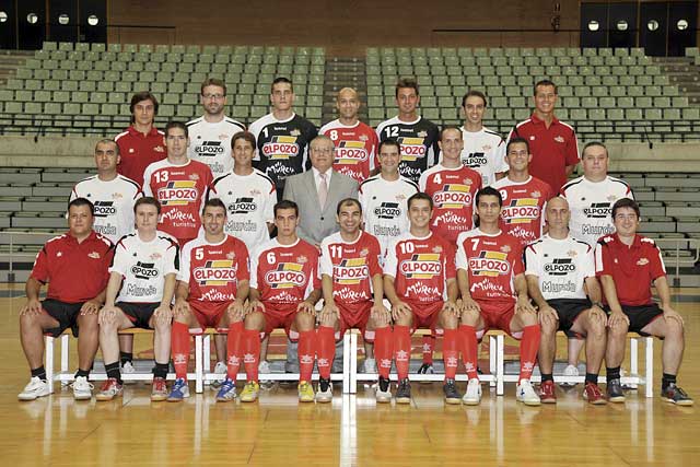 ElPozo Murcia Turística FS posa para la foto oficial de la temporada 2009-2010 - 1, Foto 1