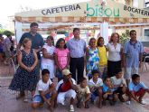 El Ayuntamiento ofreció ayer una merienda de despedida a los niños saharauis y a sus familias de acogida