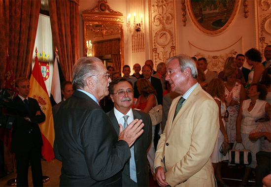 Valcárcel y Vivas firman un protocolo para abrir nuevos espacios de colaboración y desarrollo económico entre Murcia y Ceuta - 1, Foto 1