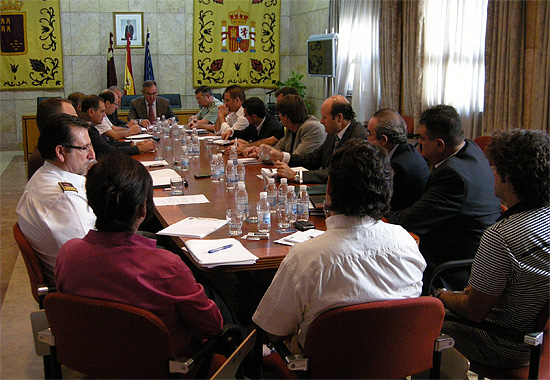 La Junta Provincial de Seguridad coordina el operativo que pondrá  en marcha con motivo de la celebración de la Copa Davis - 2, Foto 2