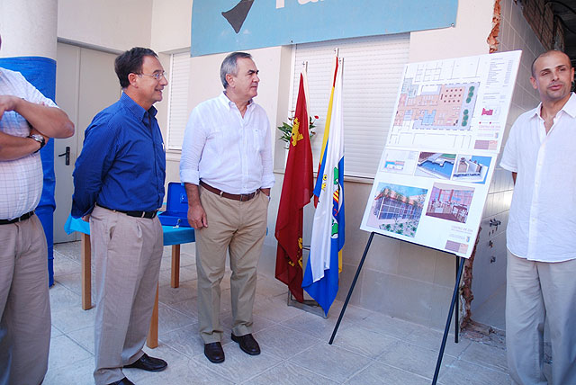 Villanueva del Segura dispondrá de un Centro de Día para Mayores en los primeros meses de 2010 - 2, Foto 2