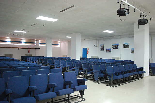 El alcalde de Abarán inaugura la remodelación del Aula de Estudio y del Teatro Guerrero Mendoza - 3, Foto 3