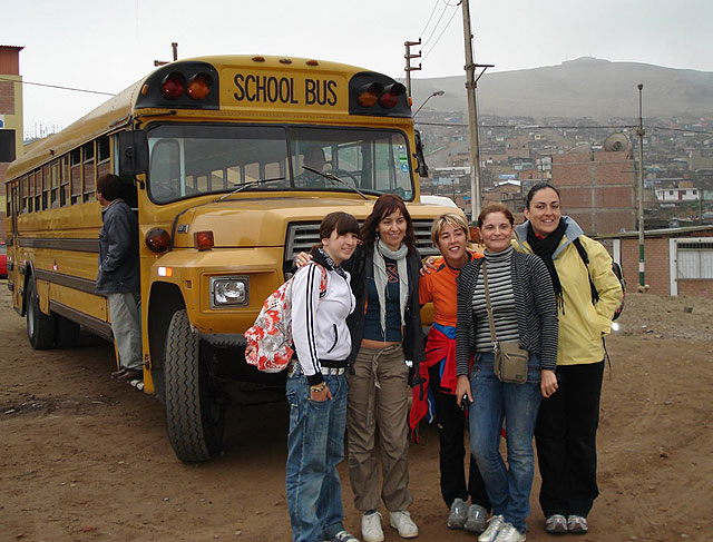 Grupo de voluntarios de la UCAM, participantes en el Campus, Foto 1