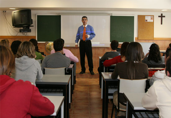 La Escuela Superior de Idiomas impartirá inglés, francés, alemán e italiano, durante el curso 2009-2010 - 1, Foto 1
