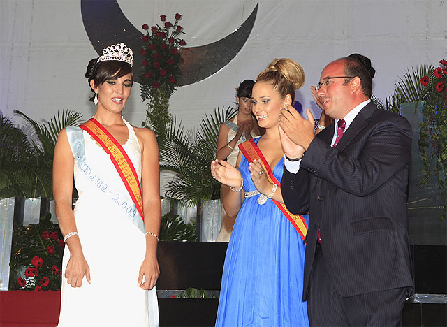 Ana Isabel Lorenzo fue coronada como Reina de las Fiestas de Puerto Lumbreras 2009 ante ms de 2.000 personas - 4