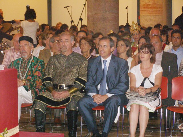 El alcalde asistió al Pregón Inaugural de las Fiestas de Moros y Cristianos de Murcia que lo ofreció  el traumatólogo y paisano Pedro Guillén - 2, Foto 2