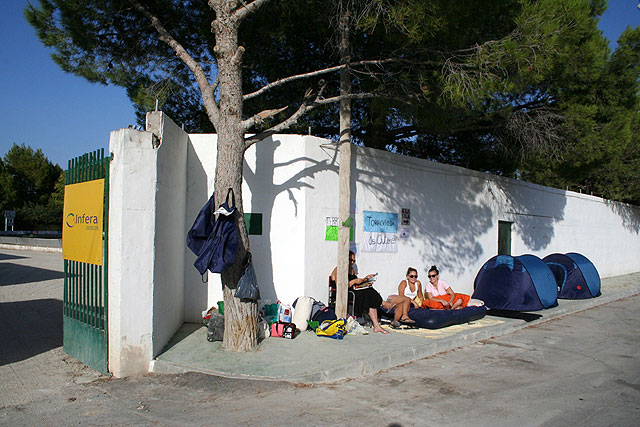 Tiendas de campaña para ver el concierto de El Canto del Loco - 1, Foto 1