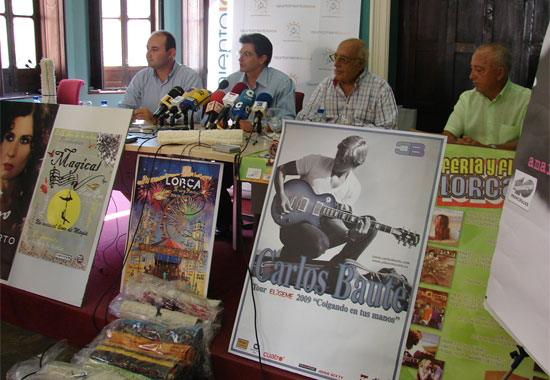 El Ayuntamiento de Lorca inicia mañana el reparto de 7.000 jarapas lorquinas junto con los 15.000 programas de la Feria Grande - 1, Foto 1