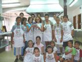 Un total de 16 niños y niñas han aprendido a realizar platos de cocina fra en un curso realizado por la Concejala de Mujer