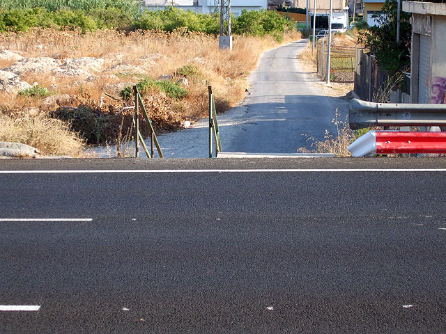 ¿Dónde están las aceras incluidas en el proyecto de ampliación de Ronda Sur?, se preguntan desde el PSOE - 4, Foto 4