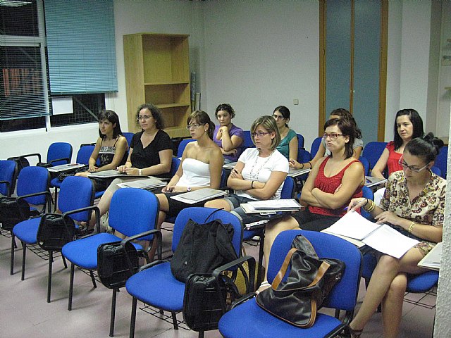 Se inaugura la accin formativa “Nuevo Plan General de Contabilidad”, Foto 2