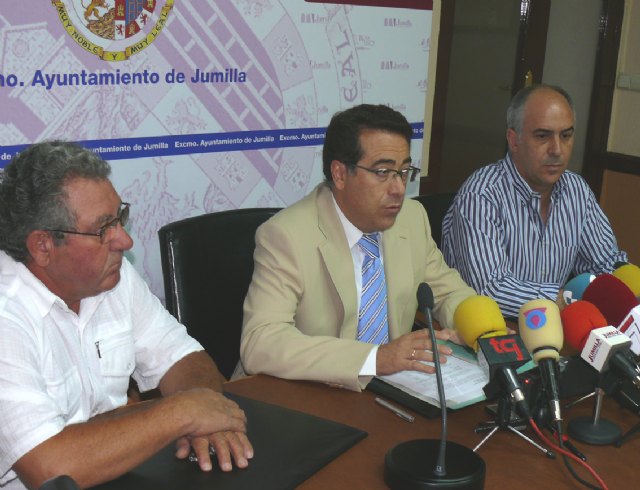 El alcalde y el concejal de Festejos responden al que fuera presidente de la Federación de Peñas - 1, Foto 1