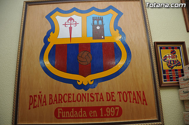 La Peña Barcelonista de Totana reparte lotes de productos alimenticios excedentarios de la Trobada - 7