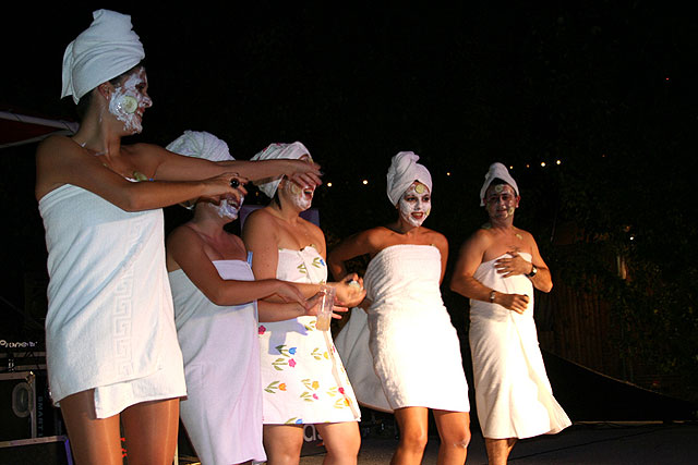 Cehegn celebra un divertidsimo hermanamiento de las barracas - 3