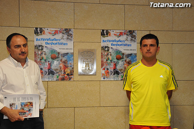 Presentado el programa de actividades deportivas para la temporada 2009/10, Foto 1