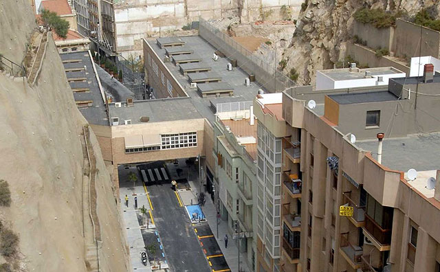 213.000 euros para la consolidación del monte en la calle Gisbert - 1, Foto 1