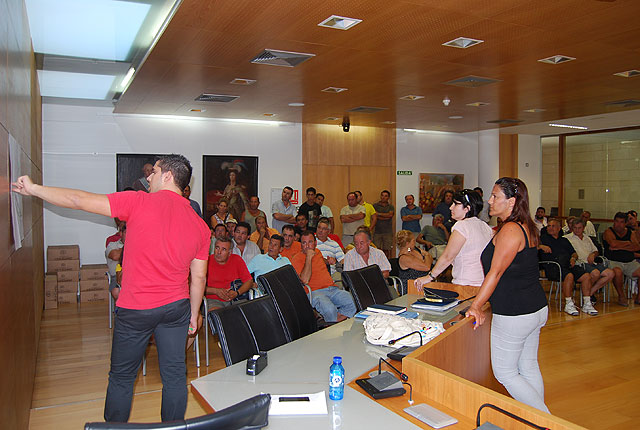 La ubicación del mercadillo semanal no cambiará con motivo de las obras de remodelación de la Avda. Rambla de la Santa, Foto 1