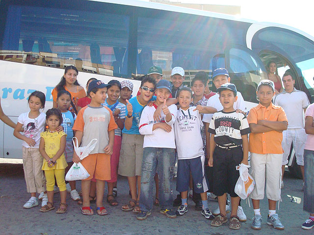 Niños y niñas de varias nacionalidades participaron en distintas actividades organizadas por Servicios Sociales - 2, Foto 2