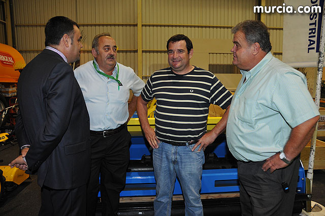 El alcalde y el concejal de Agricultura y Ganadera promocionan la “I Feria de Agricultura y Ganadera de Totana” - 3