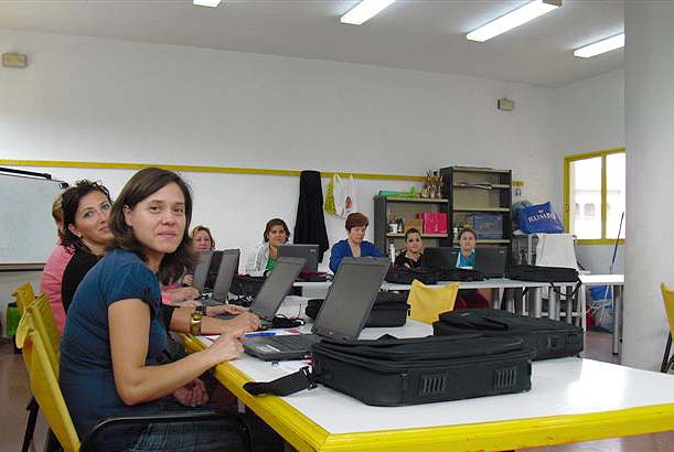 Comienza un nuevo ciclo de cursos de informática para mujeres - 1, Foto 1