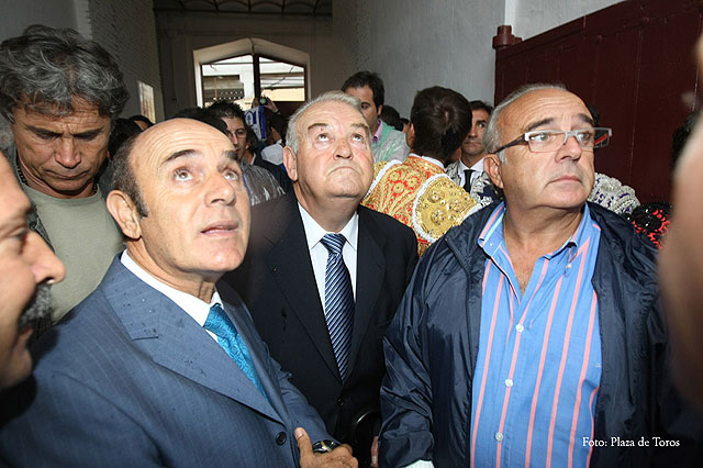 Suspendida por la lluvia la tercera corrida de la feria de septiembre de Murcia - 3