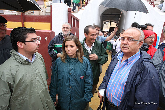 Suspendida por la lluvia la tercera corrida de la feria de septiembre de Murcia - 6