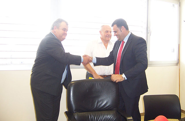 Juan Pagn toma posesin de su cargo como presidente del Consejo provisional de la Denominacin de Origen “Uva de Espuña”, Foto 3