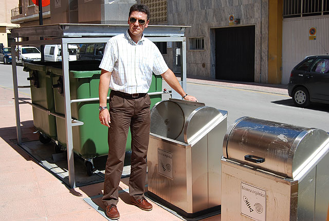 El prximo viernes 25 por la noche ya se podrn utilizar los primeros contenedores soterrados que se instalan en el municipio, Foto 1