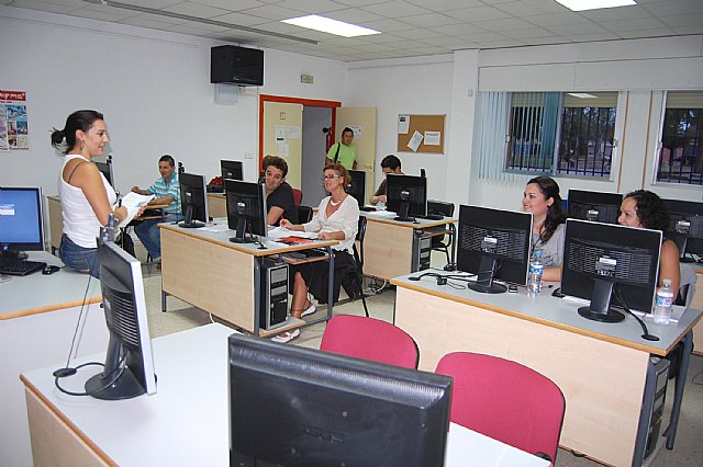 Comienza en Las Torres de Cotillas un curso de nivel medio de inglés - 2, Foto 2