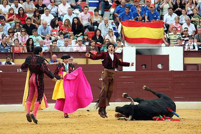 Diego Ventura le gana la pelea a Pablo Hermoso en el cierre de la Feria de Murcia - 1