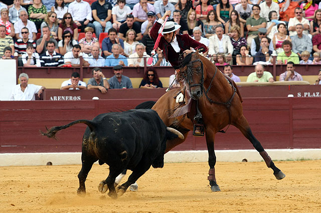 Diego Ventura le gana la pelea a Pablo Hermoso en el cierre de la Feria de Murcia - 5