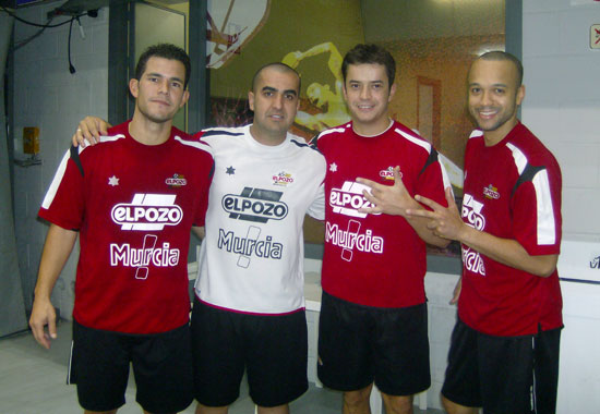 Mauricio, Ciço y Vinicius disputan un partido amistoso ante Irán en Teherán - 1, Foto 1