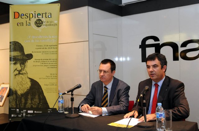 Antonio González y Juan María Vázquez / Luis Urbina, Foto 1