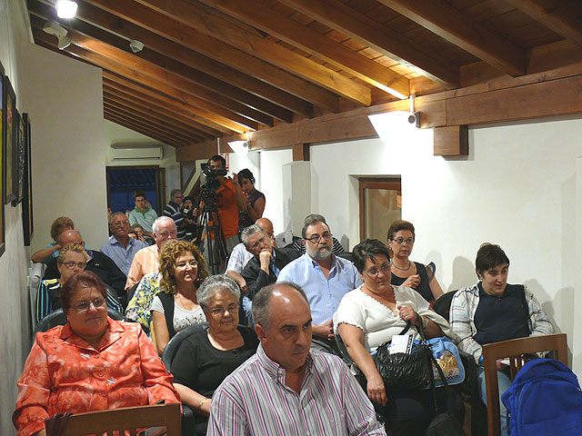 ‘El Arte de bordar’ se puede contemplar en una exposición que se encuentra en la Casa del Artesano - 2, Foto 2