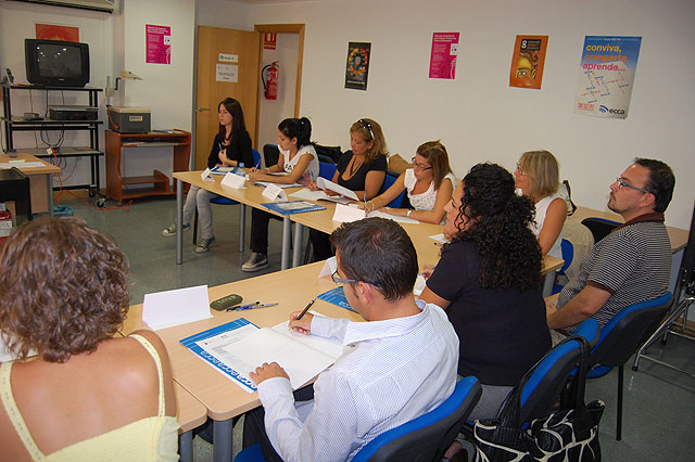 Radio ECCA Fundación inicia un curso gratuito de inglés para desempleados - 1, Foto 1