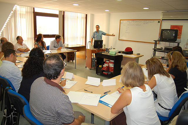 Radio ECCA Fundación inicia un curso gratuito de inglés para desempleados - 2, Foto 2