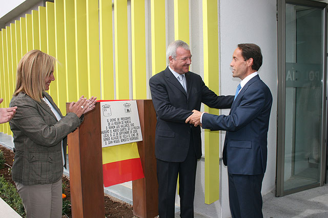 Valcárcel inaugura el nuevo cuartel de la Policía Local de Yecla, que reforzará la seguridad ciudadana en la localidad - 2, Foto 2
