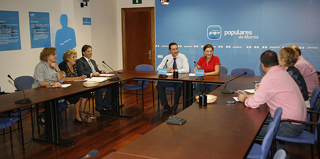 El PP recogerá las propuestas de la sociedad para elaborar los Presupuestos de 2010 - 1, Foto 1