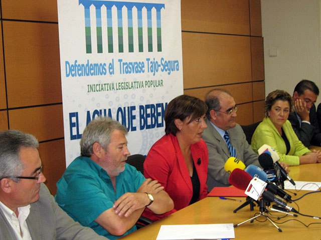 El PSOE ha presentado un ruego para que el Ayuntamiento respalde con su total colaboración a la plataforma ciudadana en defensa del Trasvase - 2, Foto 2