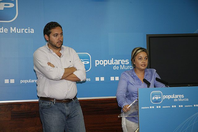 El PP presenta una batería de medidas para favorecer a los jóvenes frente a la inacción del Gobierno socialista - 1, Foto 1