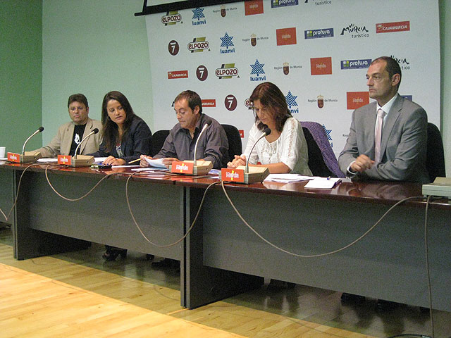 Juventud expone su oferta a los directores de IES - 2, Foto 2