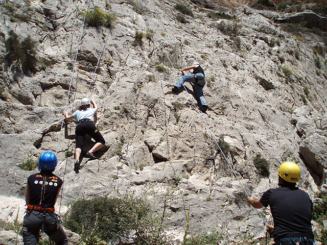 Los jóvenes de Lorquí disfrutarán de una jornada de escalada en Mula - 1, Foto 1