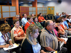 El alcalde destaca la importancia de los sectores productivos en el marco de las jornadas de Seguros agrarios, hortalizas y cultivos protegidos, Foto 2